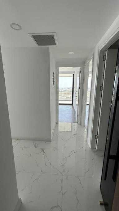 Grand Sapphire Resort Long Beach Trikomo 외부 사진